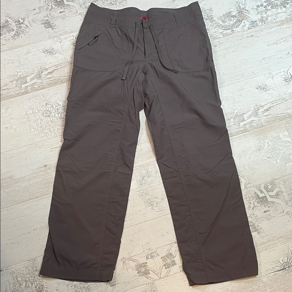 The North Face Women’s Grey Cargo Pants Size 12 Regular